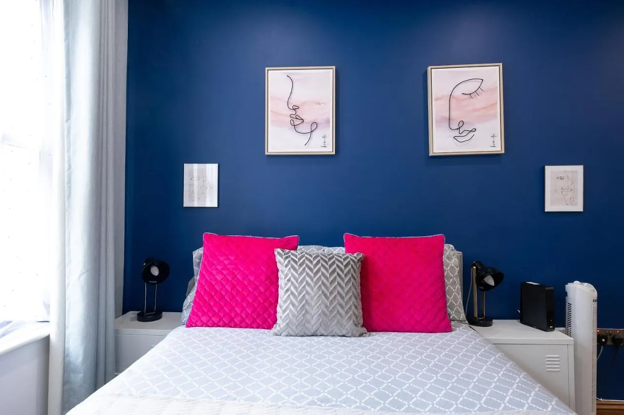 Reef9 - Modern Central Flat, 5 Mins From Beach, Centre And Bournemouth International Centre 0*,