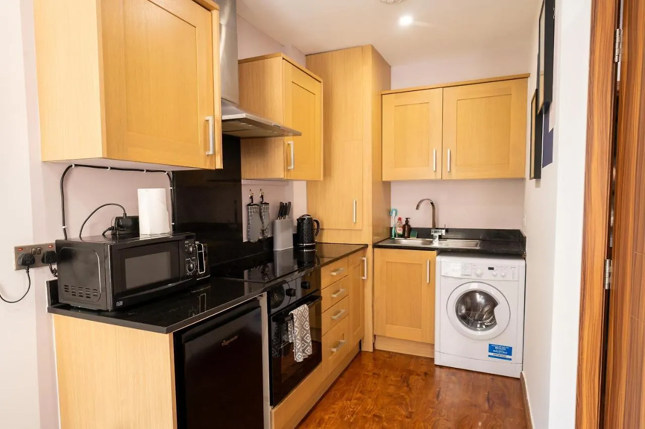 Reef9 - Modern Central Flat, 5 Mins From Beach, Centre And Bournemouth International Centre Apartment