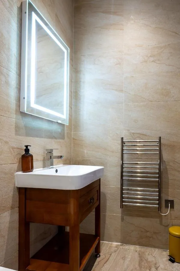 Reef9 - Modern Central Flat, 5 Mins From Beach, Centre And Bournemouth International Centre 0*,  United Kingdom